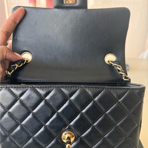 🖤 CHANEL MINI CLASSIC FLAP 🖤 - Picture 9 of 15